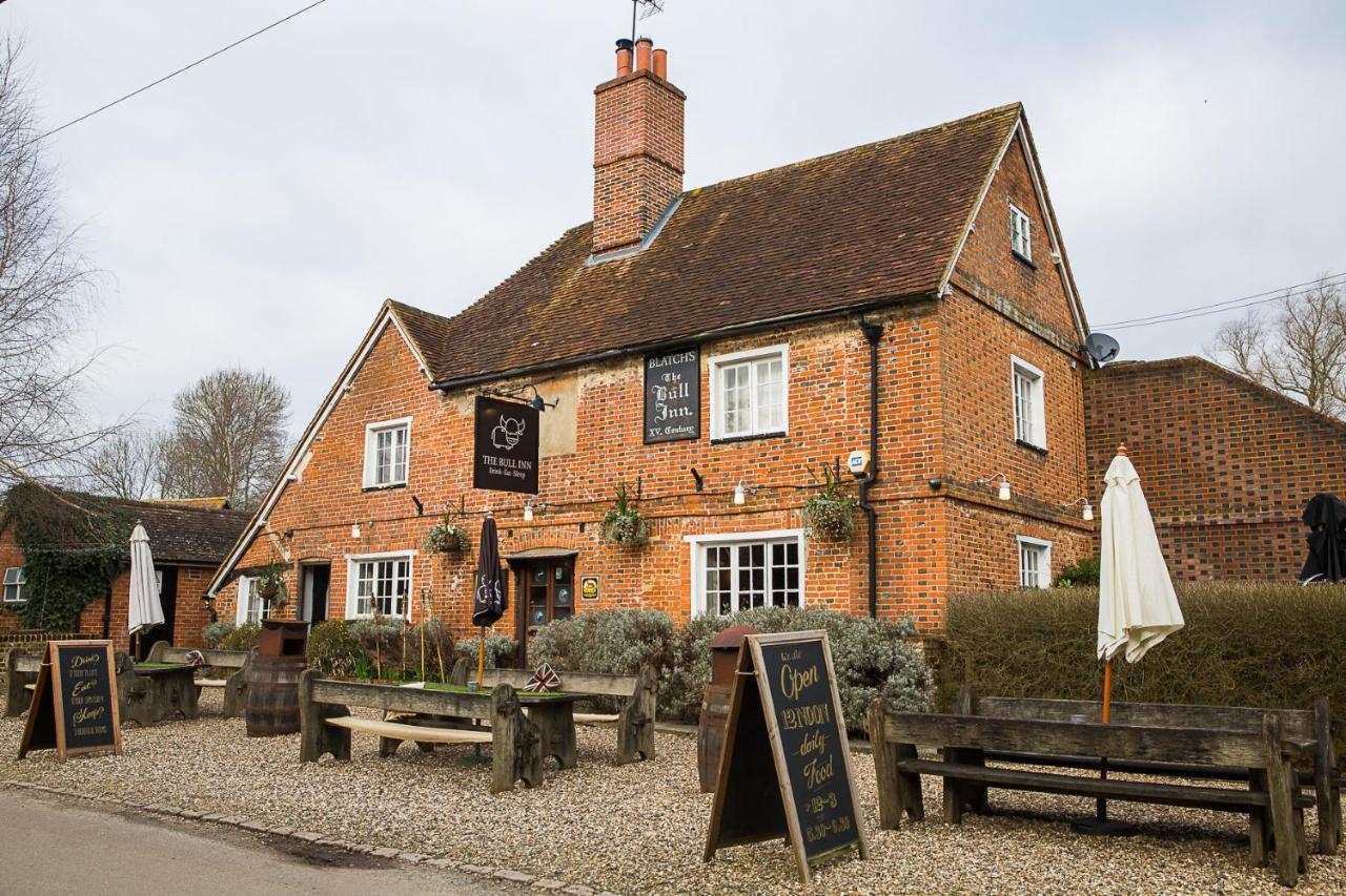 The Bull Inn Pub Stanford Dingley 외부 사진
